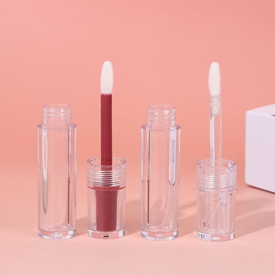 PETG/ABS 물질 구조 색상 가루와 4.5ml 용량으로 입술 광선 튜브