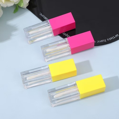 브러쉬와 함께 정면 플라스틱 입술 가시 튜브 화장품 타입 입술 광택 사용자 지정 색상 4.9ml