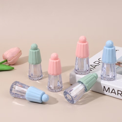 화장품 유형 입술 광택 4.5ml 다양한 색상 우산 모양 덮개와 함께 플라스틱 튜브