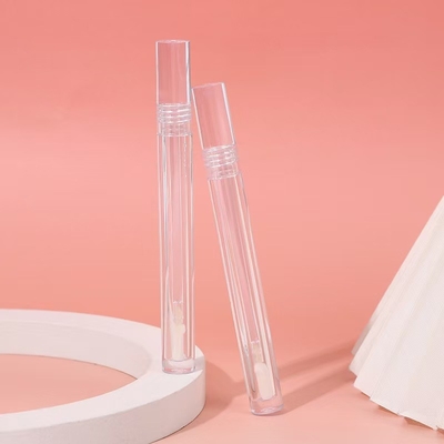 단순 폐쇄형 스크루 캡 슬림 4.5ml 플라스틱 입술 가시 튜브 사용자 정의 로고