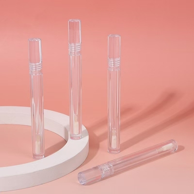 단순 폐쇄형 스크루 캡 슬림 4.5ml 플라스틱 입술 가시 튜브 사용자 정의 로고