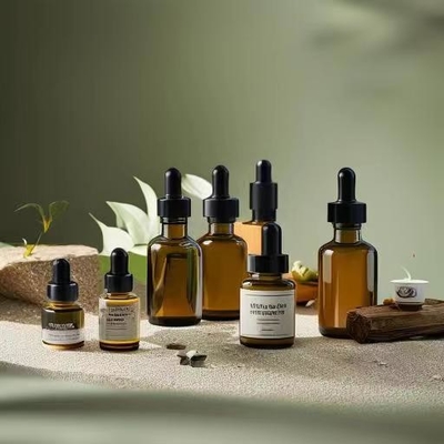 여행 친화적 인 앰버 에센셜 오일 병 플라스틱 방울 머리와 유리 파이펫 5ml 10ml 30ml 50ml 100ml