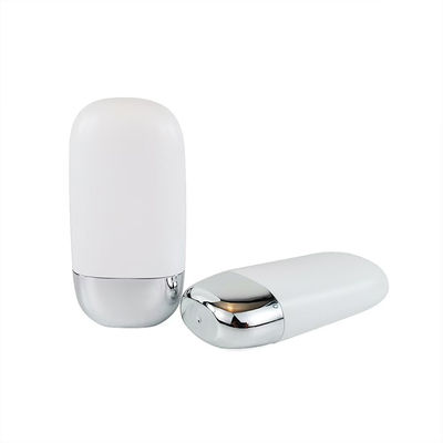 은색 이중 쉘 캡이 있는 30g 및 50g 크기의 도매 플라스틱 PP 선크림 병