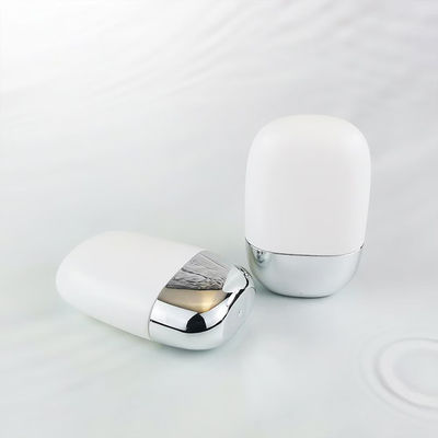 은색 이중 쉘 캡이 있는 30g 및 50g 크기의 도매 플라스틱 PP 선크림 병