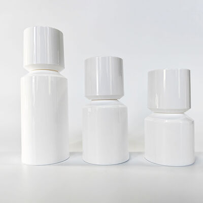 새로운 디자인의 30ml ~ 100ml 에어리스 펌프 병은 공기 노출을 방지하여 제품 사용을 극대화합니다 위생적이며 스킨케어를 위한 손가락 오염이 없습니다
