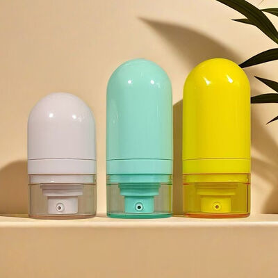 도매 15ML 30ML 50ML 플라스틱 공기 없는 로션 병 진공 펌프와 함께 위아래 병