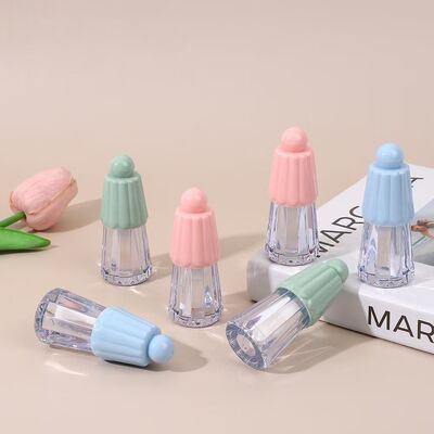 주식 4.5ml 환경 친화적 인 플라스틱 우산형 입술 화려 튜브 스틱